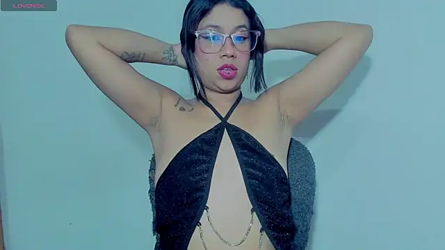 Eli clark  online show from 09.21.25