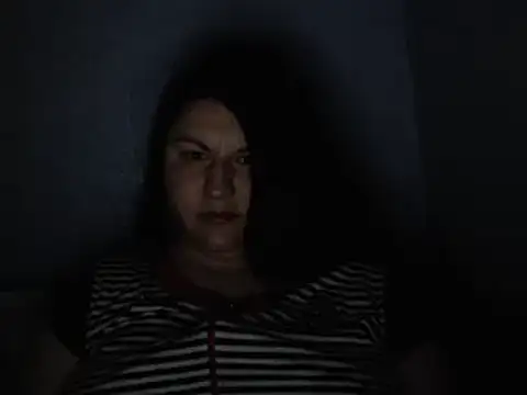 KiraSwee online show from 01.28.25