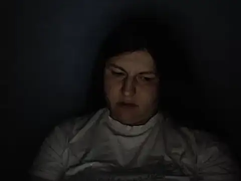 KiraSwee online show from 09.18.25