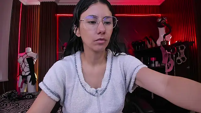 XiaQueen online show from 10.23.25