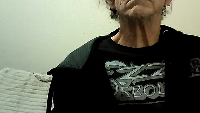 Snapshot of Dara4q chatting on 02.16.26 Dara4q online show from 02.16.26