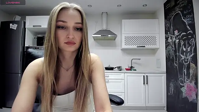 Snapshot of lisenok chatting on 03.12.26 lisenok online show from 03.12.26