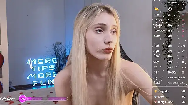 Snapshot of elliefrost chatting on 02.13.25 elliefrost online show from 02.13.25