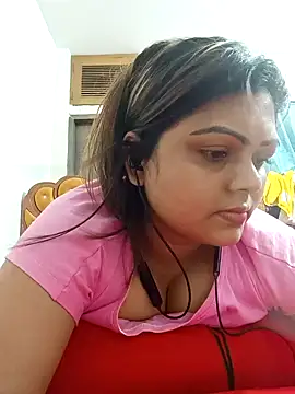 Snapshot of blue-berry07 chatting on 10.31.25 blue-berry07 online show from 10.31.25