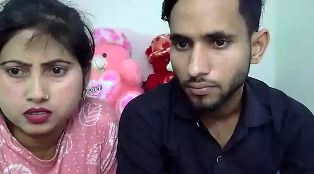 Queen Couple online show from 02.27.25