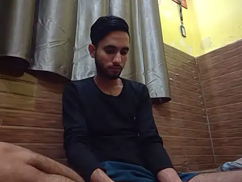 Queen Couple online show from 03.01.25