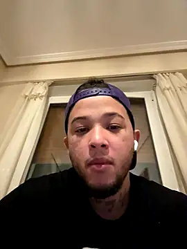 Snapshot of yeiyei_oficial chatting on 11.27.25 yeiyei oficial online show from 11.27.25