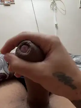 Snapshot of yeiyei_oficial chatting on 12.18.25 yeiyei oficial online show from 12.18.25