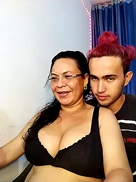Snapshot of thefuckingowneroftits chatting on 02.26.25 thefuckingowneroftits online show from 02.26.25