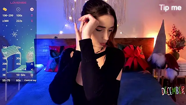 Snapshot of Maria_Moonlight chatting on 12.05.25 Maria Moonlight online show from 12.05.25