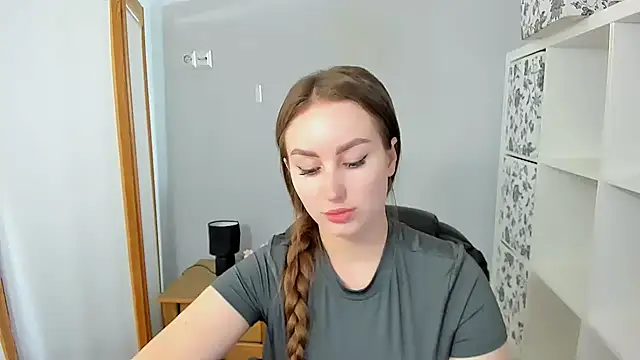 DonnaCam online show from 09.12.25