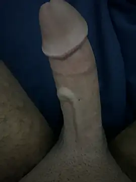 Snapshot of amialiii chatting on 01.08.26 amialiii online show from 01.08.26