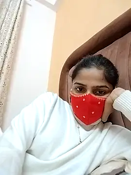 Snapshot of fuungirl38 chatting on 10.30.25 fuungirl38 online show from 10.30.25