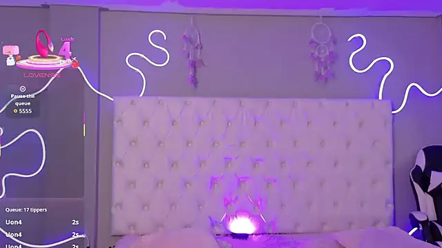 Alektra bryce online show from 11.21.25