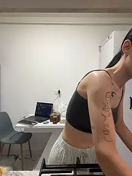 Celine Roxelle online show from 06.20.26