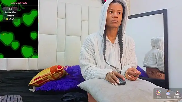 dafnnelewis online show from 05.02.26