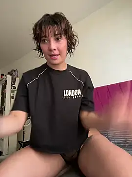 Maggie Geller online show from 06.08.26