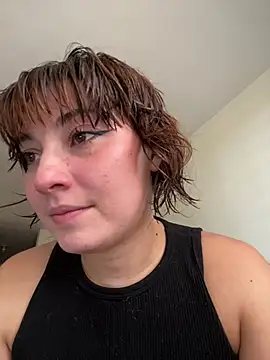 Maggie Geller online show from 06.12.26