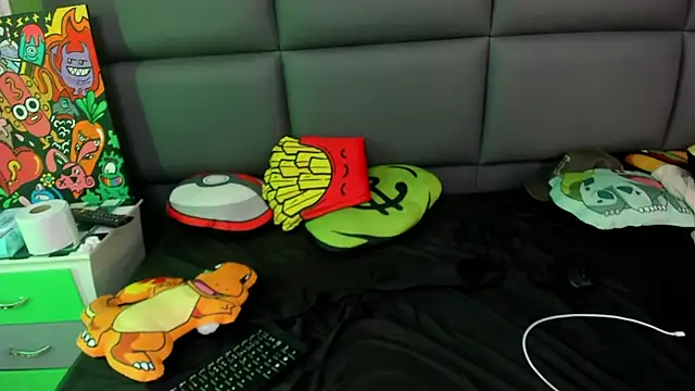 ISAAC CRYSTON online show from 02.11.25