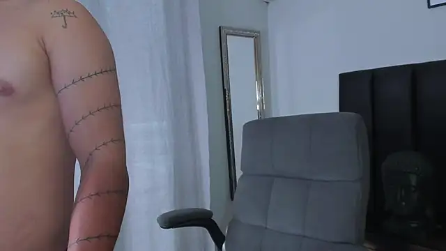 ISAAC CRYSTON online show from 03.14.25