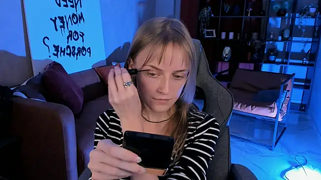 KiraMontoya online show from 11.02.25