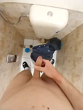 Snapshot of Good_boy000 chatting on 02.05.25 Good boy000 online show from 02.05.25