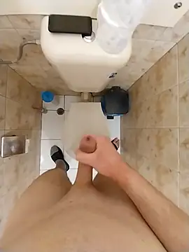 Snapshot of Good_boy000 chatting on 02.24.25 Good boy000 online show from 02.24.25