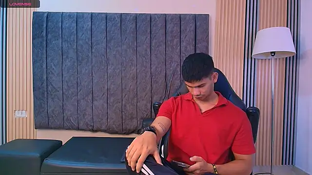 Snapshot of ANDRES_STUD chatting on 07.10.26 ANDRES STUD online show from 07.10.26