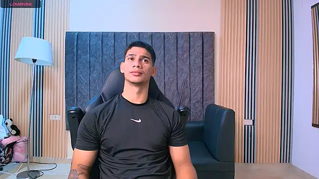 Snapshot of ANDRES_STUD chatting on 07.14.26 ANDRES STUD online show from 07.14.26