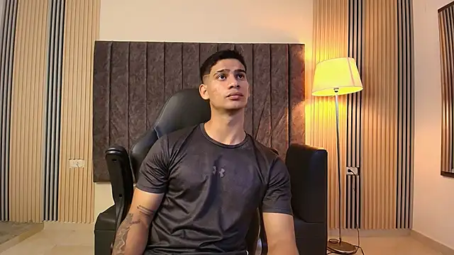 Snapshot of ANDRES_STUD chatting on 07.26.26 ANDRES STUD online show from 07.26.26