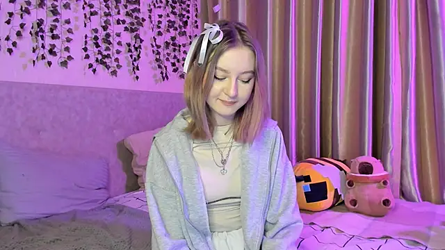 Snapshot of margorazentals chatting on 03.08.25 margorazentals online show from 03.08.25