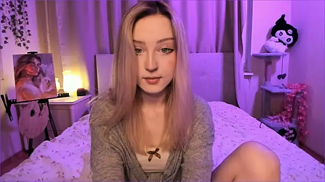 Snapshot of margorazentals chatting on 11.28.25 margorazentals online show from 11.28.25