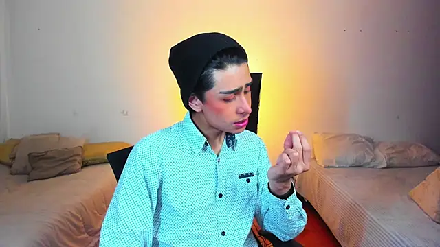 Snapshot of steve__gray chatting on 02.27.25 steve gray online show from 02.27.25