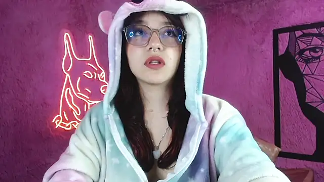 Snapshot of Sunshinegirl__ chatting on 02.14.25 Sunshinegirl online show from 02.14.25