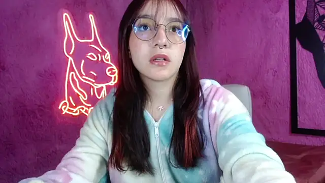 Snapshot of Sunshinegirl__ chatting on 02.28.25 Sunshinegirl online show from 02.28.25