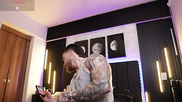 Snapshot of David_blake_ chatting on 03.10.26 David blake online show from 03.10.26