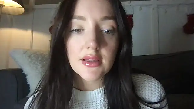 laceyjames24 online show from 11.19.25