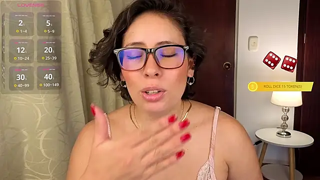 sophia dumont online show from 03.17.25