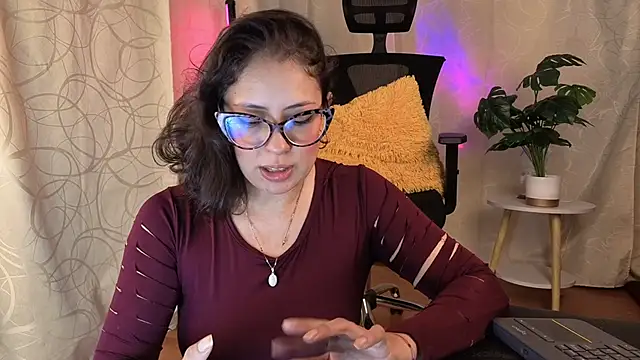 sophia dumont online show from 06.08.26