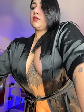 Madissonlove 1 online show from 11.18.25