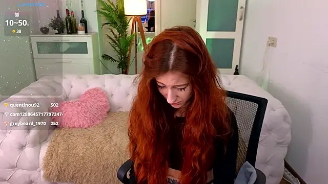 Snapshot of Katy_diamond_ chatting on 03.20.25 Katy diamond online show from 03.20.25