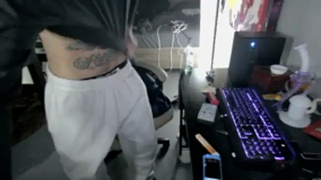 Snapshot of BadJewfucks chatting on 12.17.25 BadJewfucks online show from 12.17.25