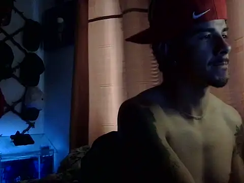 Snapshot of venusfranco_94 chatting on 10.27.25 venusfranco 94 online show from 10.27.25