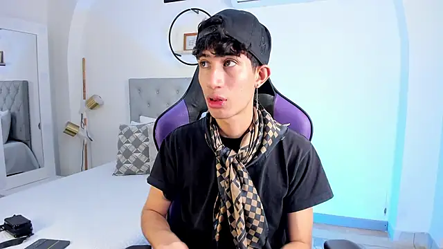 NovaaWheler online show from 02.17.25