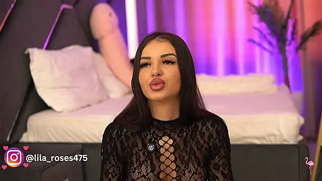 Snapshot of LilaRoses chatting on 06.17.26 LilaRoses online show from 06.17.26
