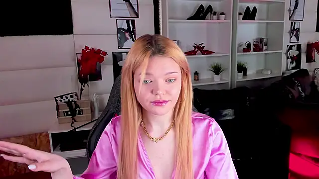 AdeleCartier online show from 02.26.25