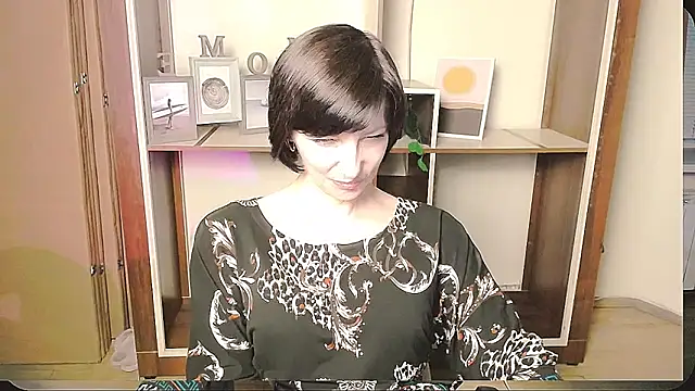 Snapshot of _AngeliaFlow_ chatting on 05.11.26 AngeliaFlow online show from 05.11.26
