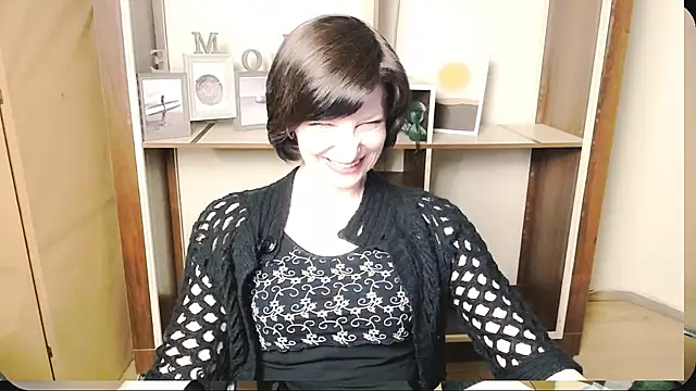 Snapshot of _AngeliaFlow_ chatting on 05.18.26 AngeliaFlow online show from 05.18.26