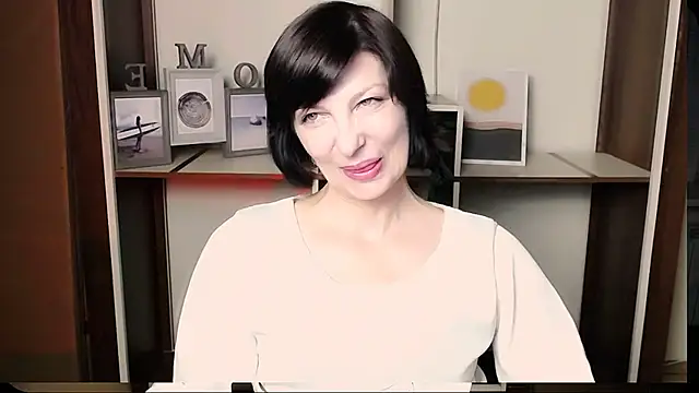  AngeliaFlow  online show from 07.25.26
