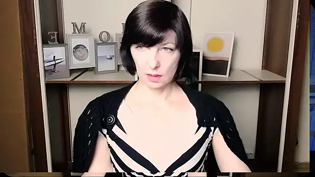  AngeliaFlow  online show from 07.28.26
